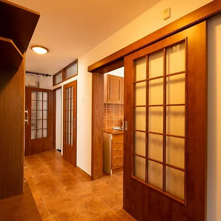 Apartmán Marta Vavrekova *