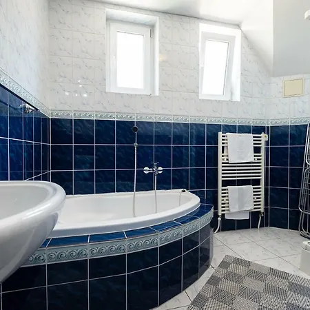 Apartmán Marta Vavrekova *