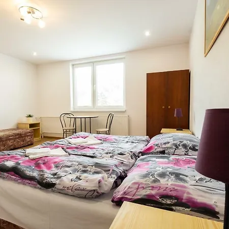 Apartmán Marta Vavrekova *